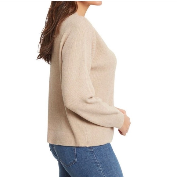 Nine West Women’s V-Neck Sweater Almondine Size Large - Picture 2 of 10